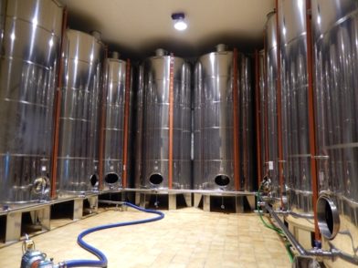 Stainless steel olive oil storage tanks